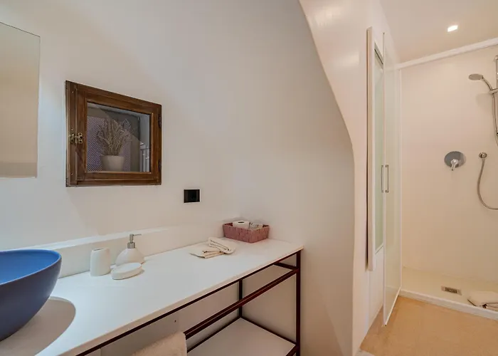 Sorella Luna Boutique, Centro Di Гостевой дом 3*