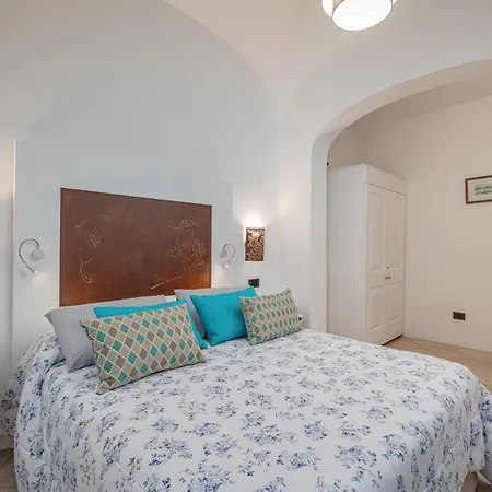 Sorella Luna Boutique, Centro Di Guest house Olbia