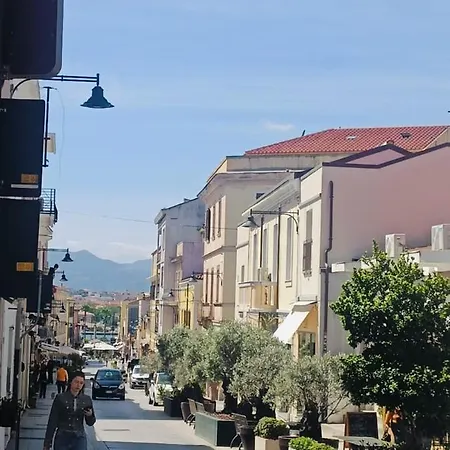 Sorella Luna Boutique, Centro Di Olbia
