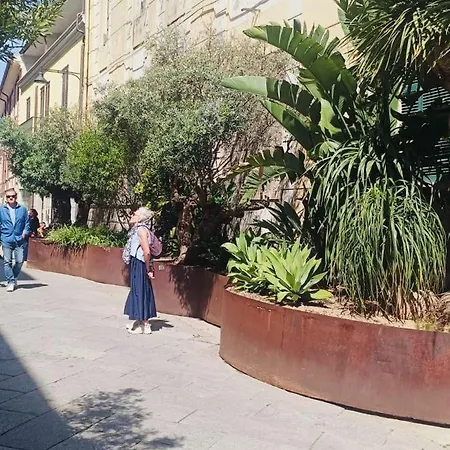 Sorella Luna Boutique, Centro Di Olbia